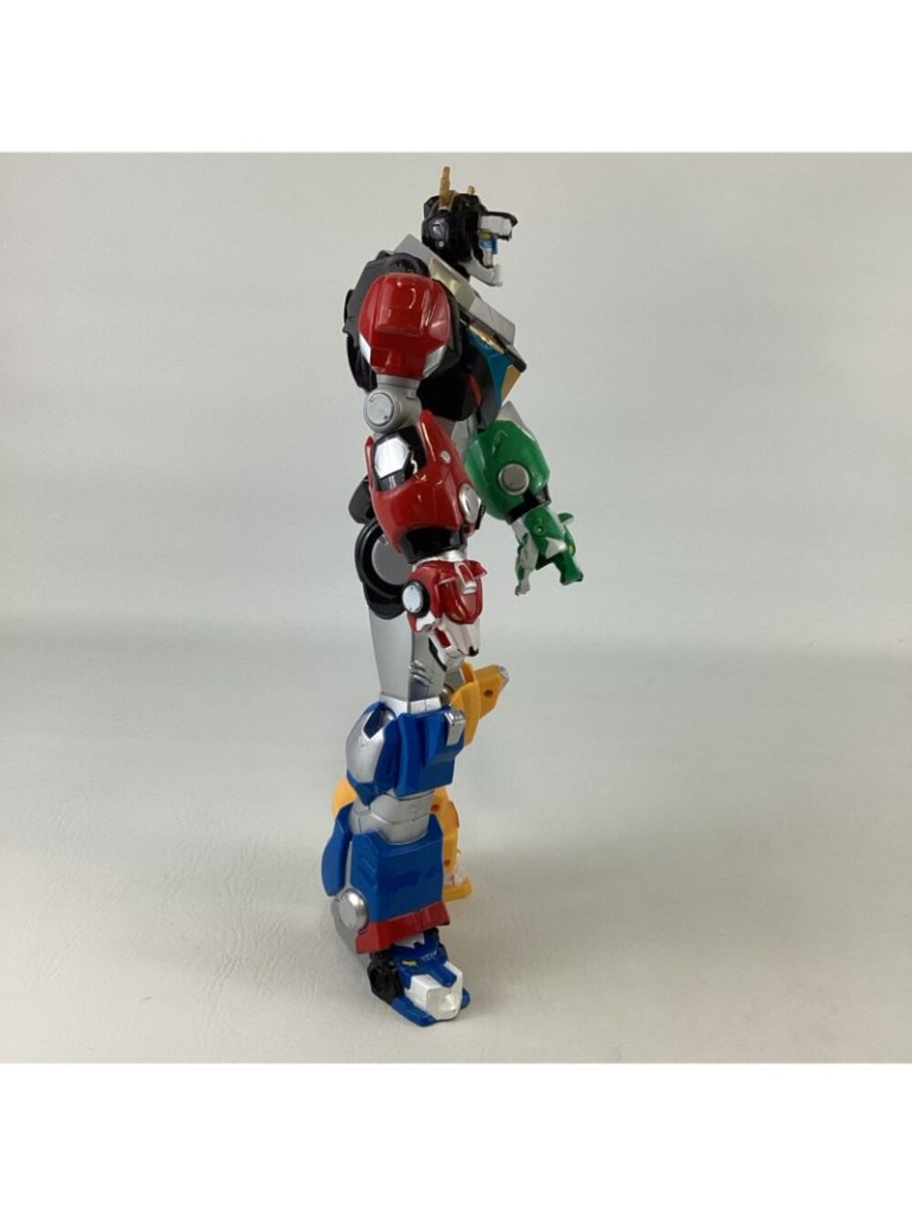 Dreamworks Ultimate Voltron Legendary Defender Electronic 13" Action Figure 2017 - Picture 4 of 7